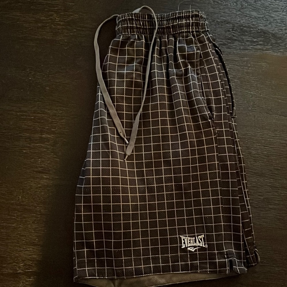 Everlast mens reversible shorts